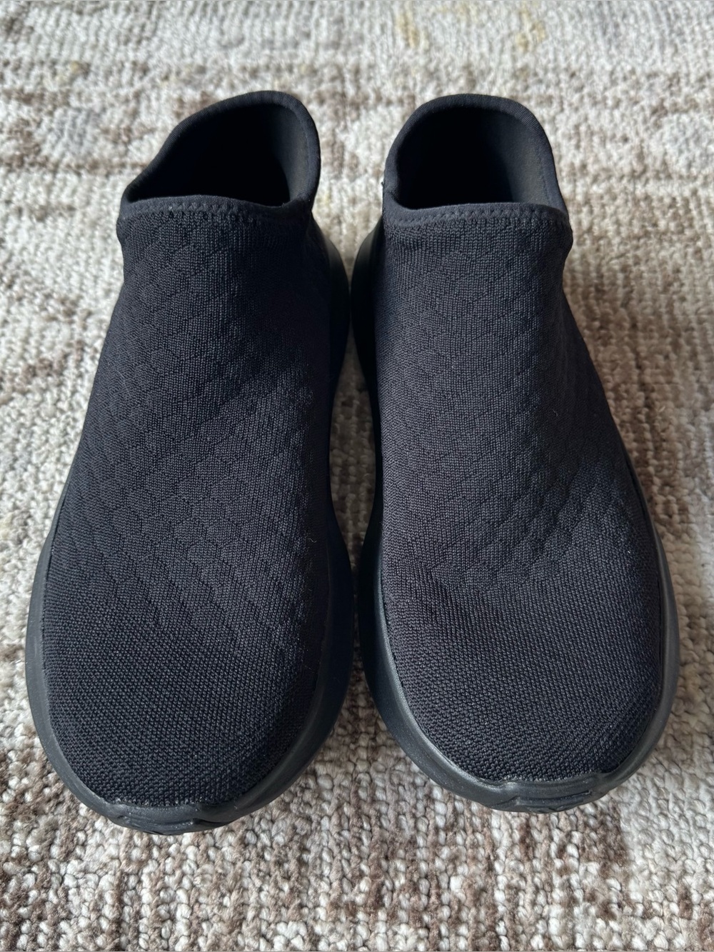 NWOB Vessi Skyline Knit Sneaker In Black